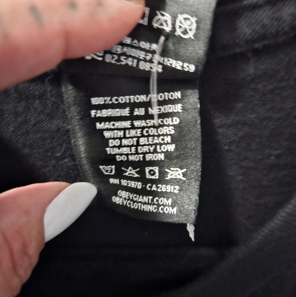 NWOT Obey men's sz. M black cotton t-shirt - Picture 4 of 6